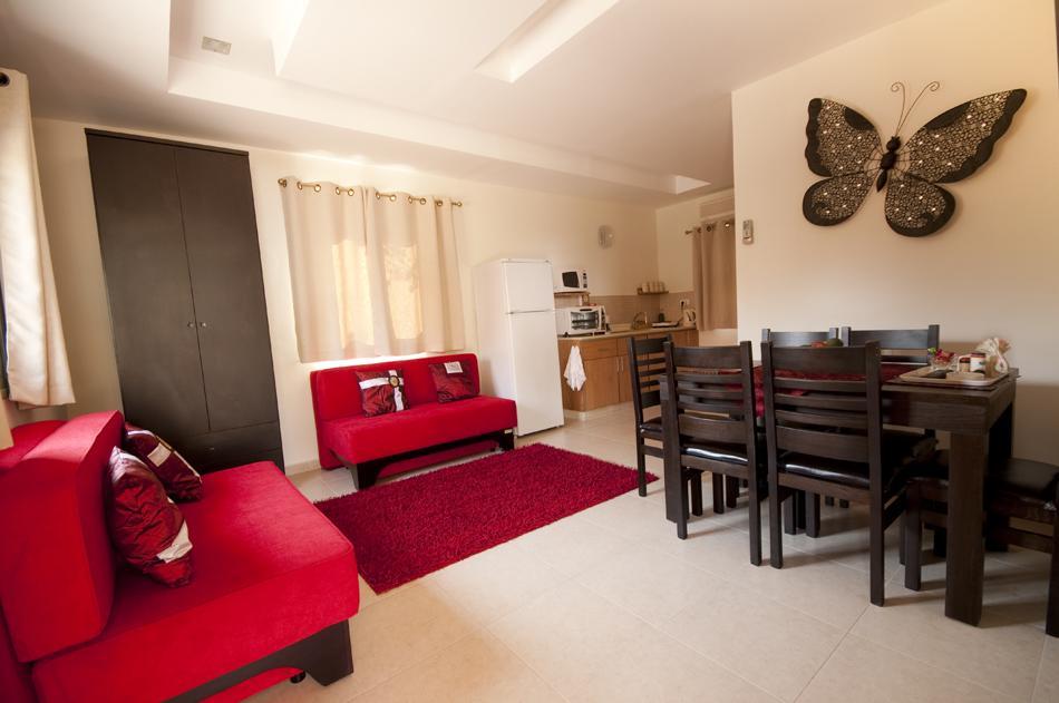 Elimelech Bapardes Villa Sheʼar Yashuv Kamer foto